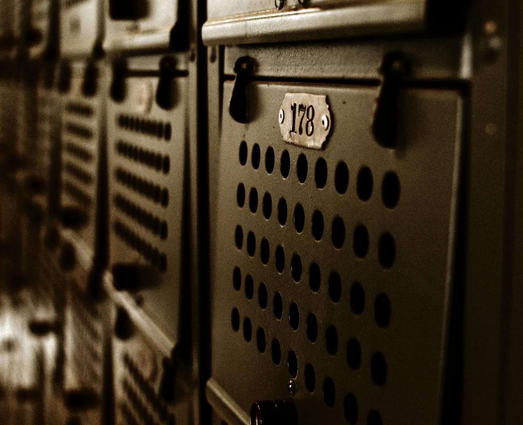 Power Automate: contains function