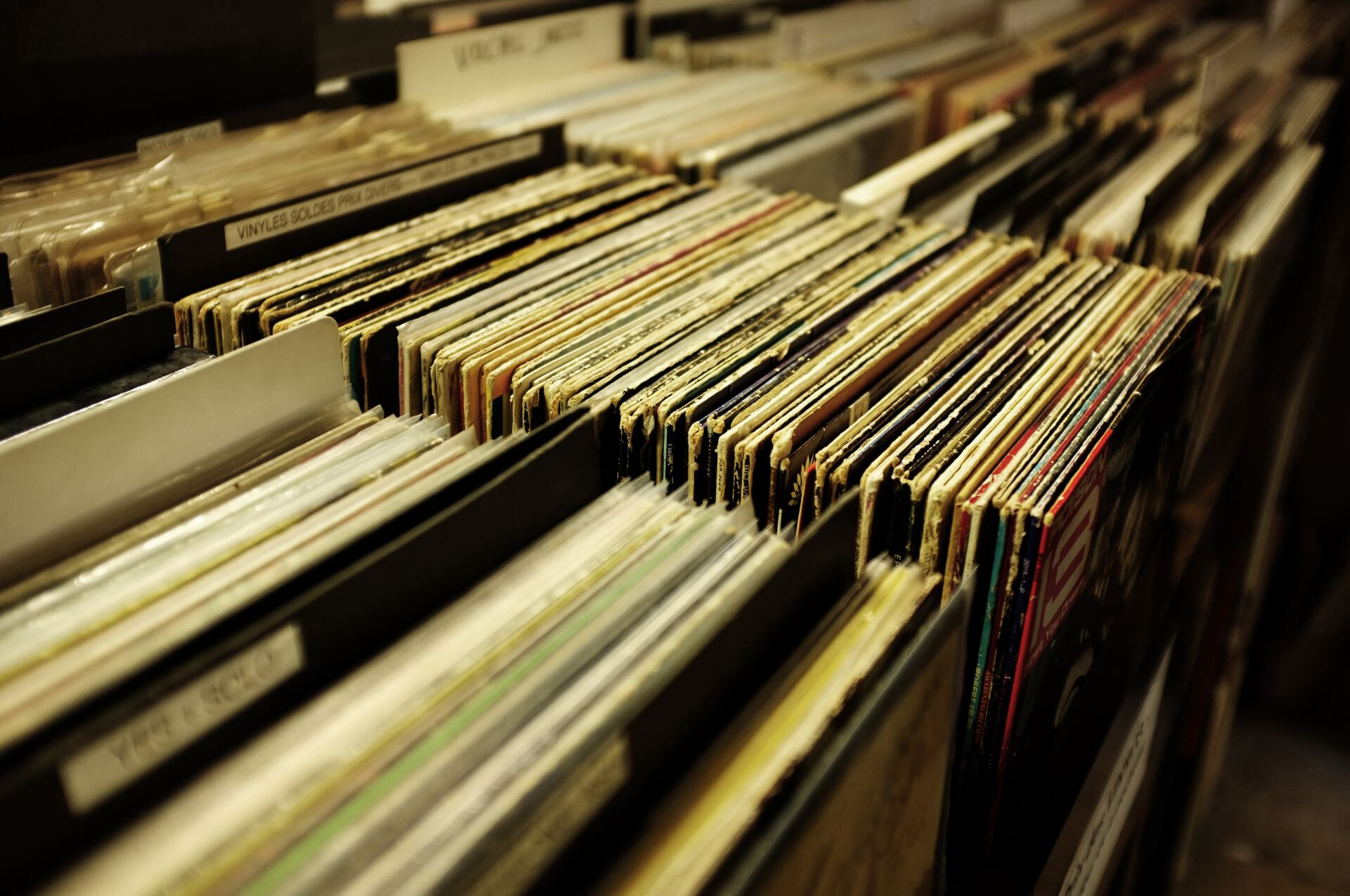 Wordpress: How to change the Category "Archives"